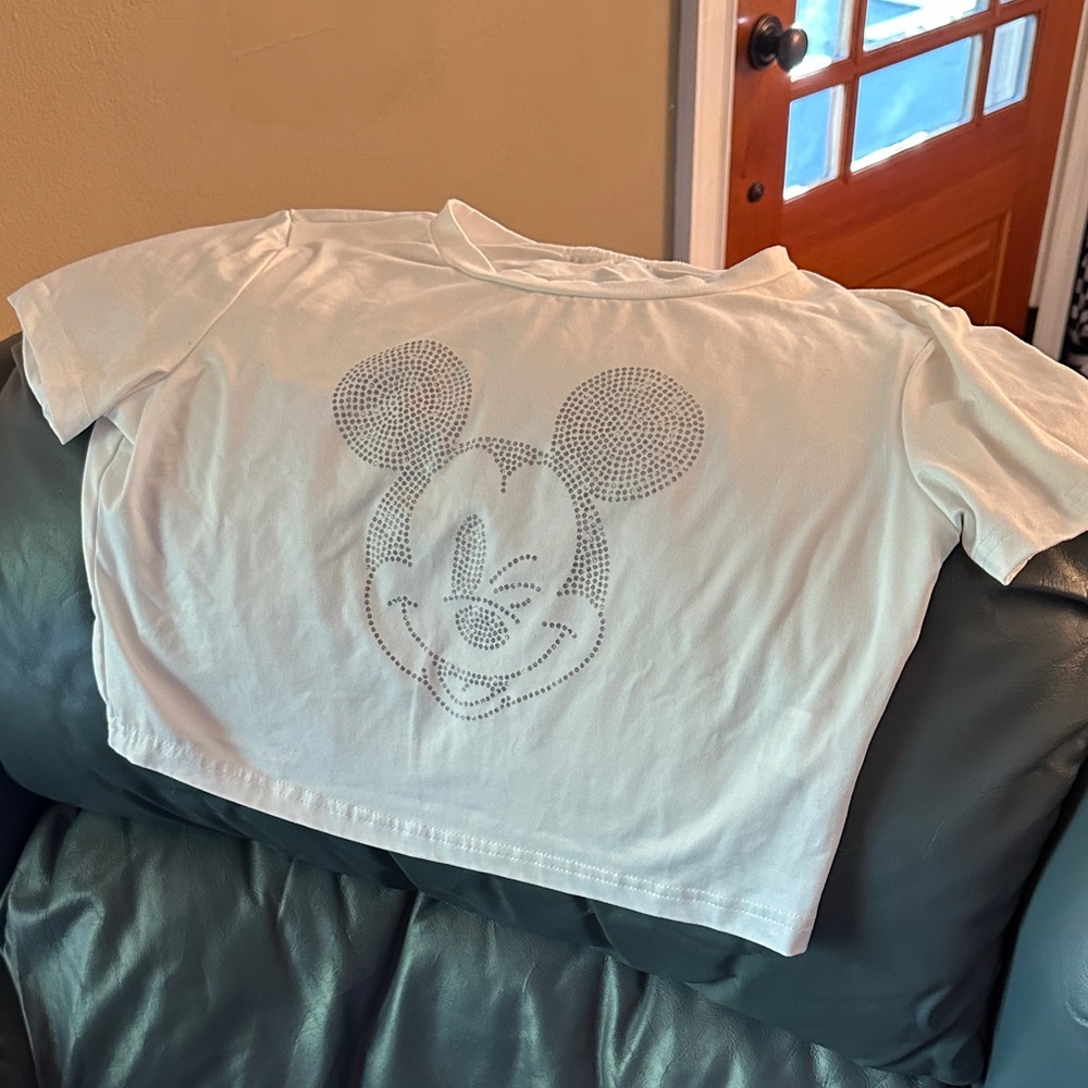 NWOT Disney  White Cropped Mickey Mouse T-Shirt